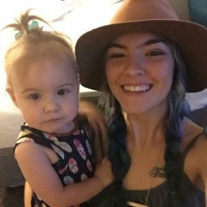 Meet your Posher, Stephanie